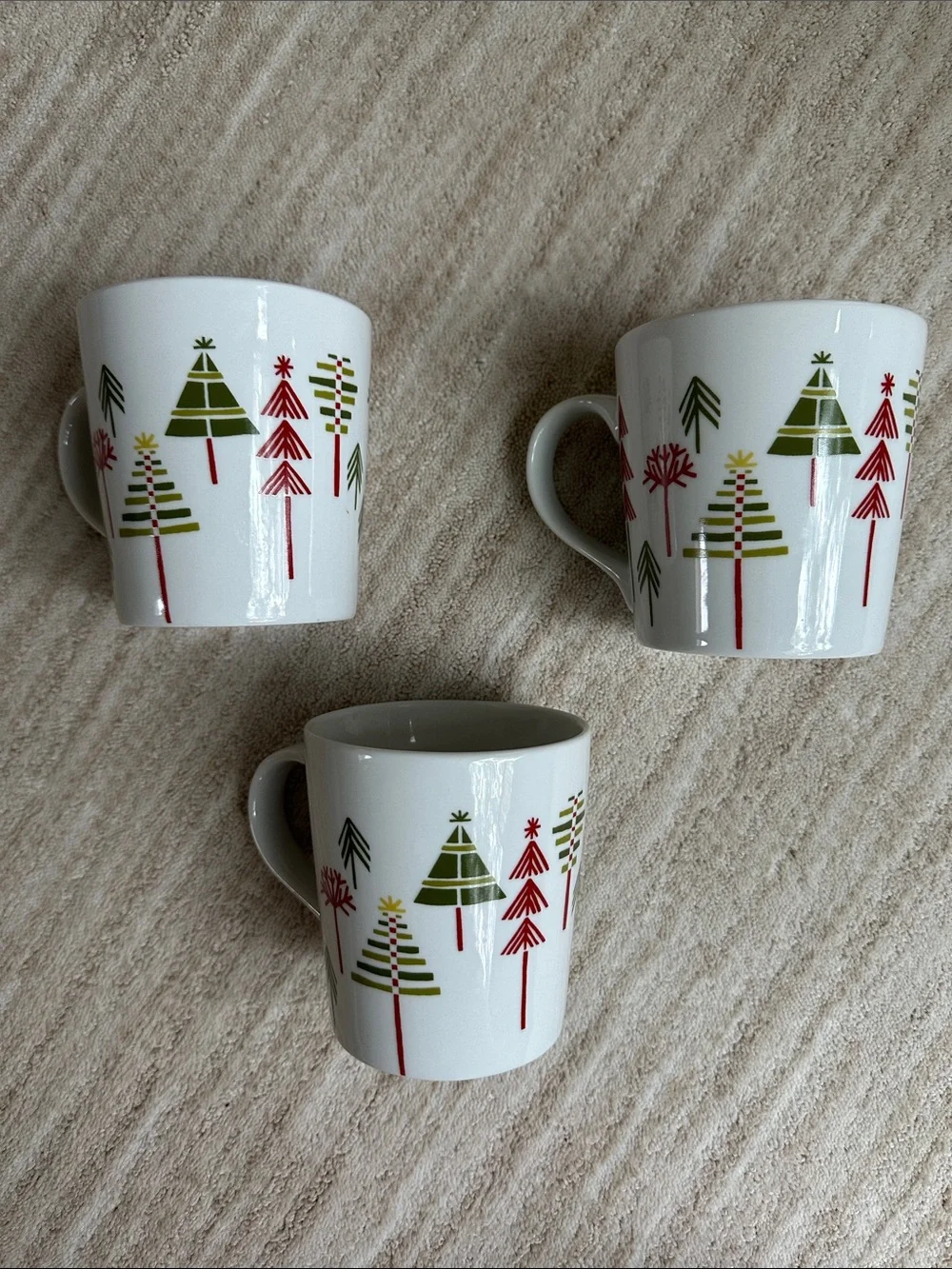 Set of 3 Crate & Barrel Julia Rothman Yule Town Christmas Tree 16 oz Mug Holiday